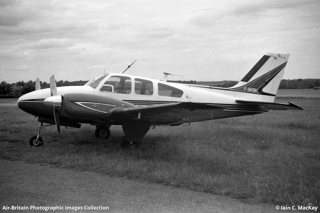 55 Barons :: AircraftAssociates.com